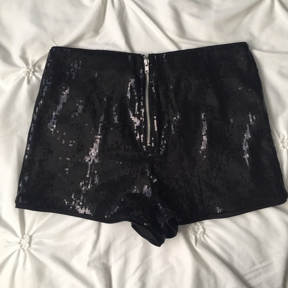 Forever 21 Black Sequin Hi Rise Mini Shorts - Picture 3 of 7